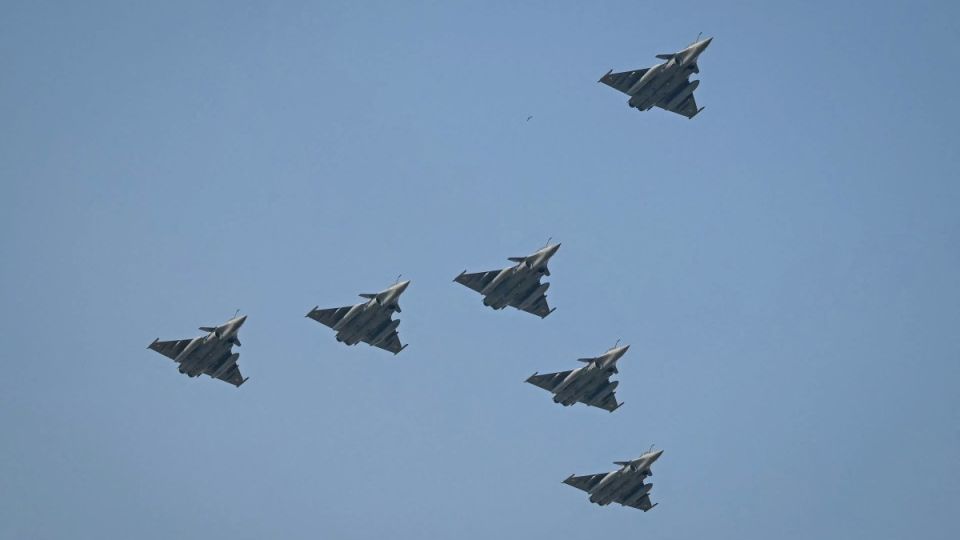 AFP__20260212__979D763__v1__MidRes__FilesIndiaFranceDefenceDiplomacy.jpg