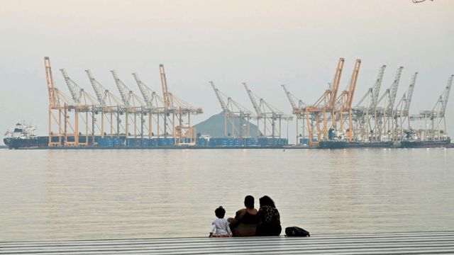 AFP__20260225__98WM26B__v3__MidRes__TopshotUaeMaritimeTransport-1.jpg
