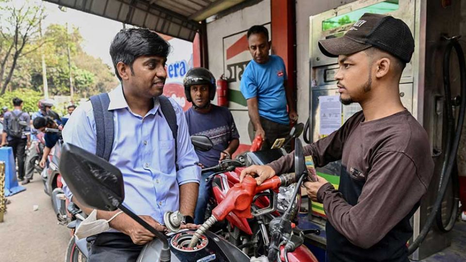 AFP__20260308__A2E874L__v1__MidRes__BangladeshWarIranUsIsraelEnergyFuel.jpg