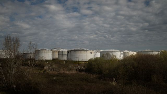 AFP__20260310__A2MY7ZQ__v7__MidRes__FranceIranUsIsraelWarEnergyOil.jpg
