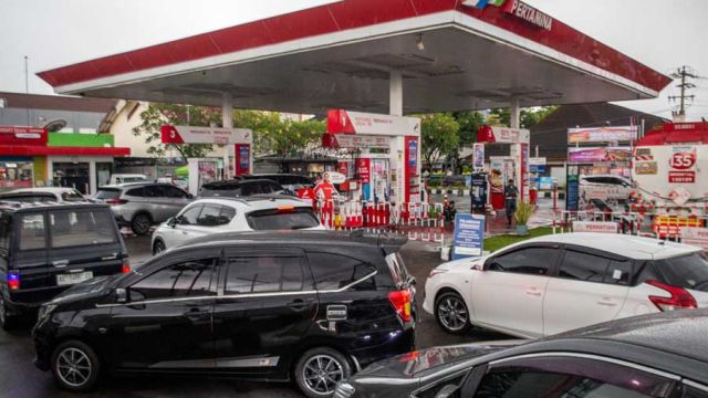 AFP__20260328__A6293H4__v1__MidRes__IndonesiaMarketOil.jpg