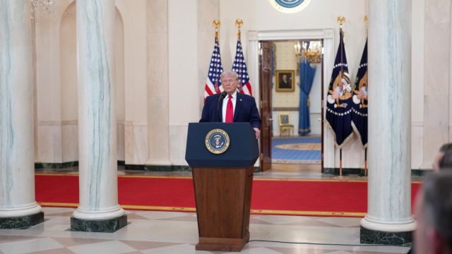 AFP__20260402__A6HR9VX__v2__MidRes__UsPresidentDonaldTrumpDeliversNationalAddressOnW.jpg