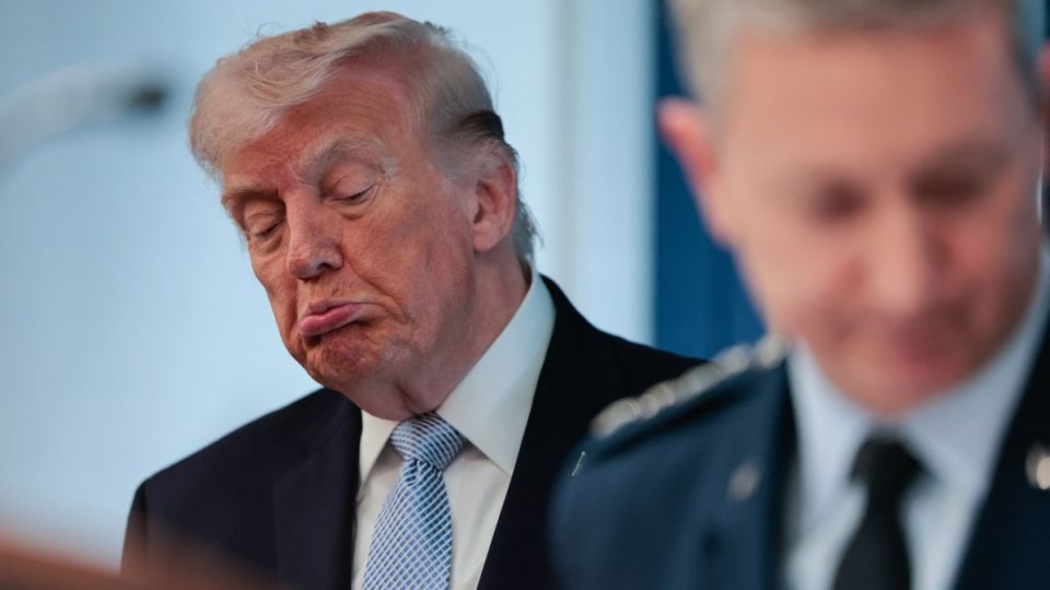 AFP__20260406__A6VZ94X__v1__MidRes__UsPresidentDonaldTrumpHoldsPresserAmidIranWar.jpg