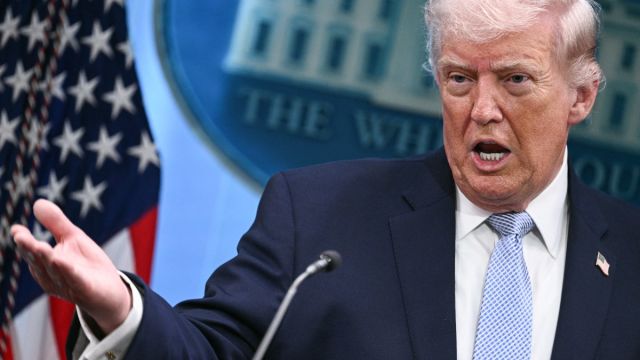 AFP__20260406__A6W393E__v1__MidRes__UsPresidentDonaldTrumpHoldsPresserAmidIranWar.jpg