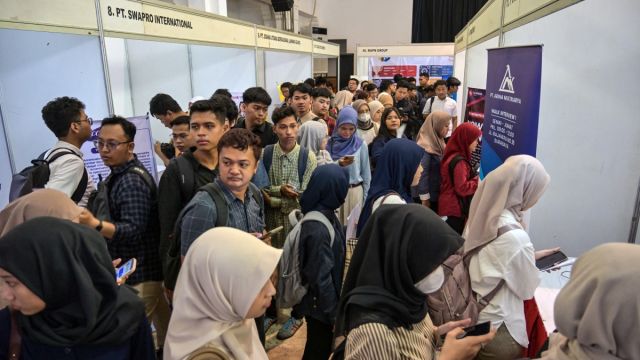 AFP__20260407__A6WL7JR__v1__MidRes__IndonesiaEconomy.jpg