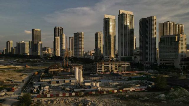 AFP__20260408__A73V6N3__v1__MidRes__MalaysiaEconomy.jpg