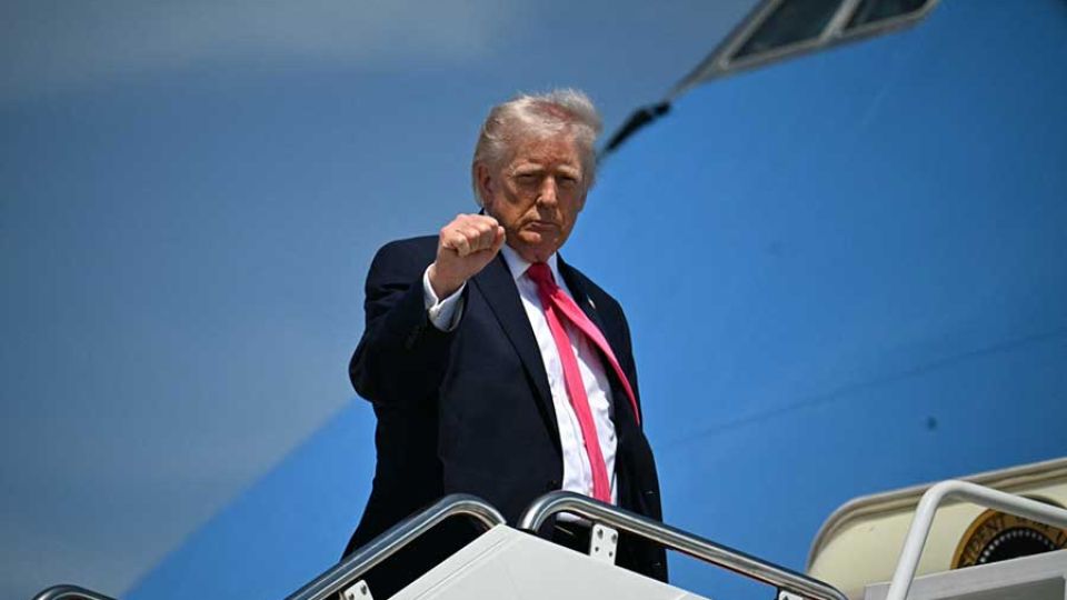 AFP__20260416__A83X9CN__v1__MidRes__UsPoliticsTrump.jpg