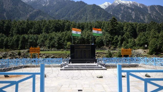 AFP__20260421__A8GR26R__v1__MidRes__IndiaPakistanKashmirUnrestTourism.jpg