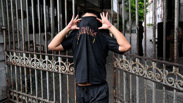 AFP__20260509__B2CL7AZ__v6__MidRes__SriLankaCybercrimeScam.jpg