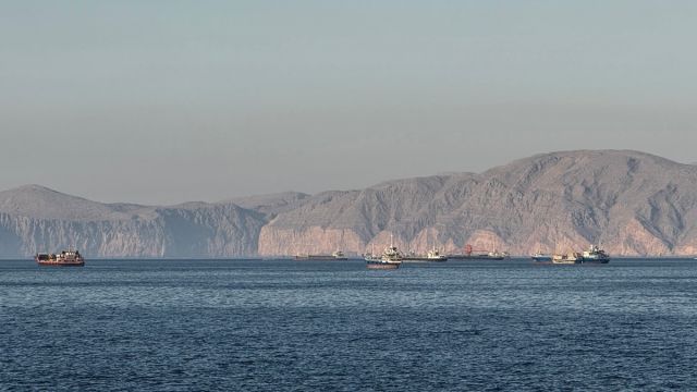 AFP__20260518__B3733ZQ__v1__MidRes__OmanIranUsIsraelWarHormuz.jpg