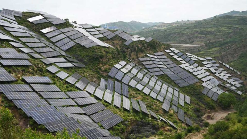 AFP__20260525__B3Y37Q8__v1__MidRes__ChinaEconomyEnergySolar.jpg