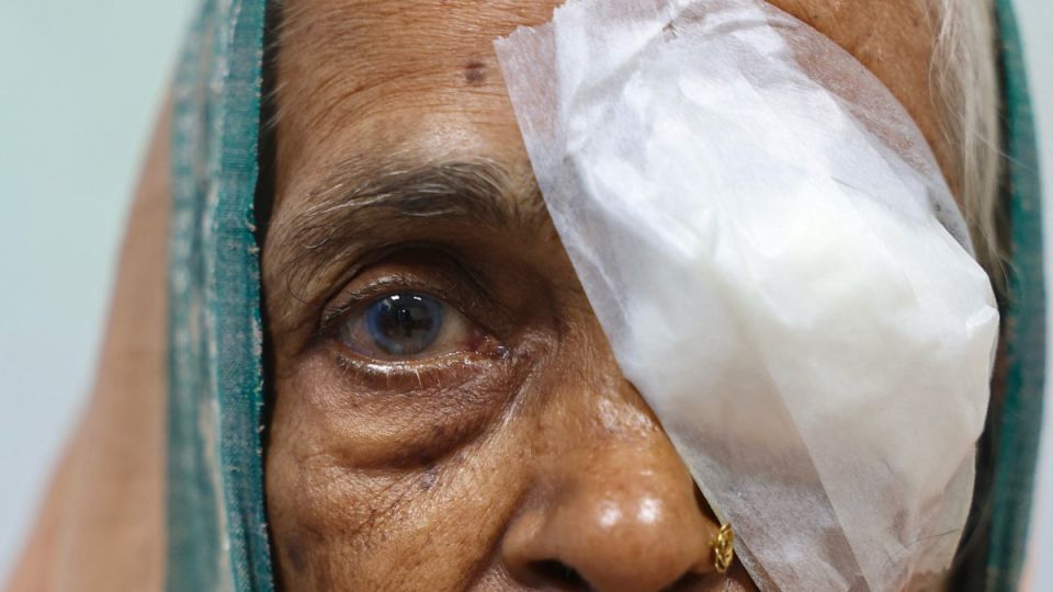 AFP__20260527__B2QX3VC__v1__MidRes__IndiaHealthPovertyGlasses.jpg
