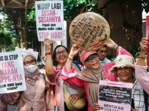 Indonesia’s free meals beneficiaries willing to forgo assistance to improve quality
