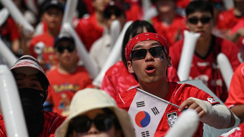 AFP__20260619__B7LG8ZY__v1__MidRes__SkoreaFblWc2026Fans.jpg