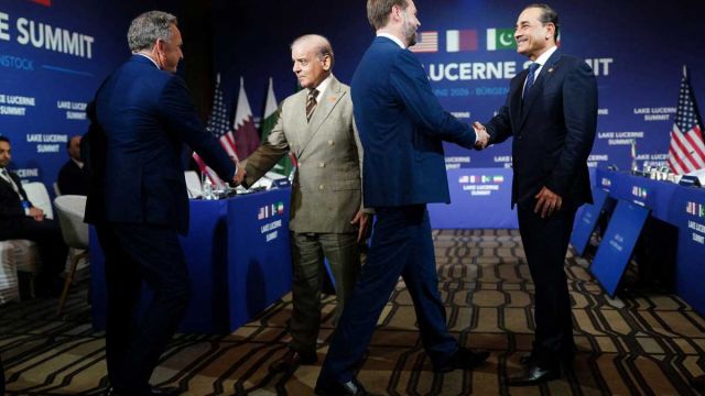 AFP__20260621__B7T77FE__v1__MidRes__SwitzerlandUsIranDiplomacyWar.jpg
