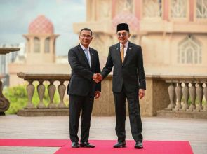 PM Anwar accords official welcome to Bangladesh PM Tarique