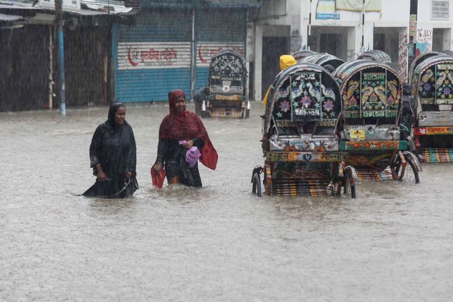 AFP__20260707__B9HQ37Y__v2__MidRes__BangladeshWeatherMonsoon.jpg