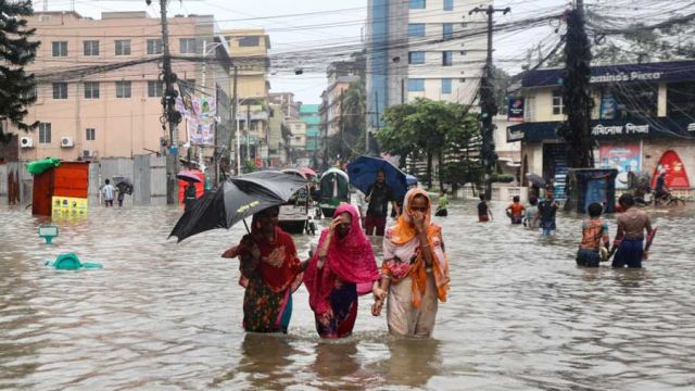 AFP__20260708__B9LX7RL__v3__MidRes__TopshotBangladeshWeatherFlood.jpg