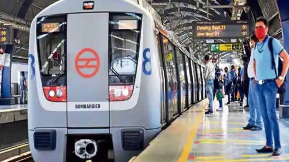 Gang-of-women-targeting-female-commuters-on-Delhi-Metro-busted.jpg