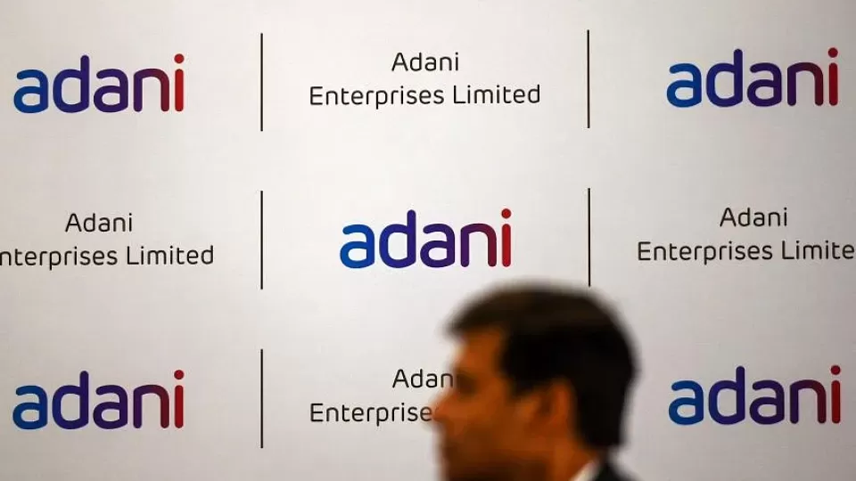 INDIA-ECONOMY-FPO-ADANI-092013_4.webp