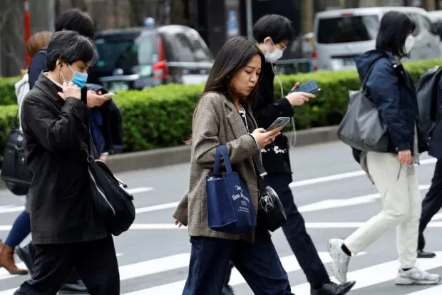 Mask-free-Monday-Japan-620x414-1.webp