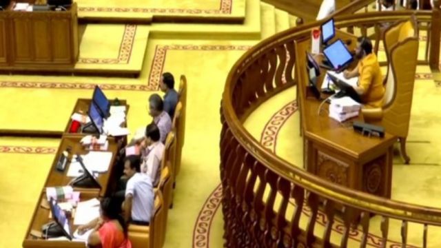 Opposition-walks-out-of-Kerala-Assembly-1.jpg