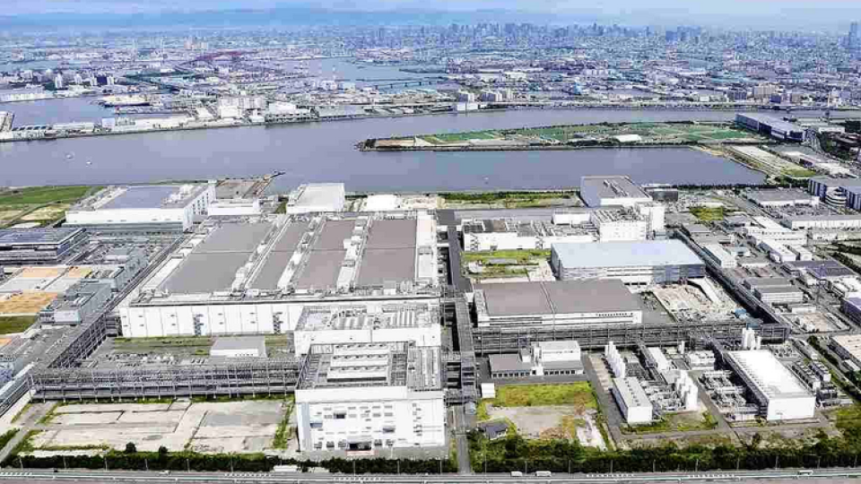 Screenshot-2024-05-15-at-11-43-52-Sharp-to-Halt-Operations-at-LCD-TV-Plant-in-Sakai-Osaka-Pref.-Production-of-LCD-TV-Displays-in-Japan-to-Fall-to-Zero.png