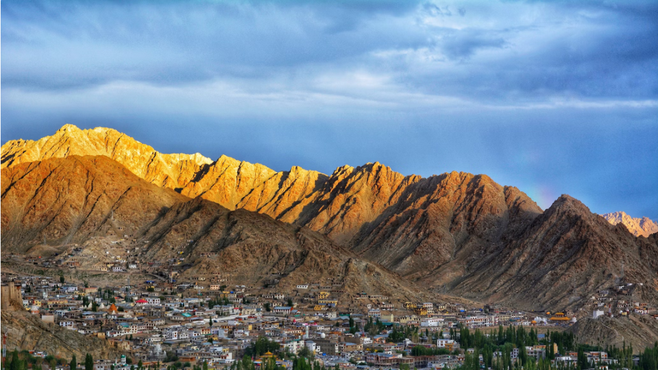 Screenshot-2024-05-21-at-09-01-39-Photo-by-Darshan-Chudasama-on-Unsplash.png