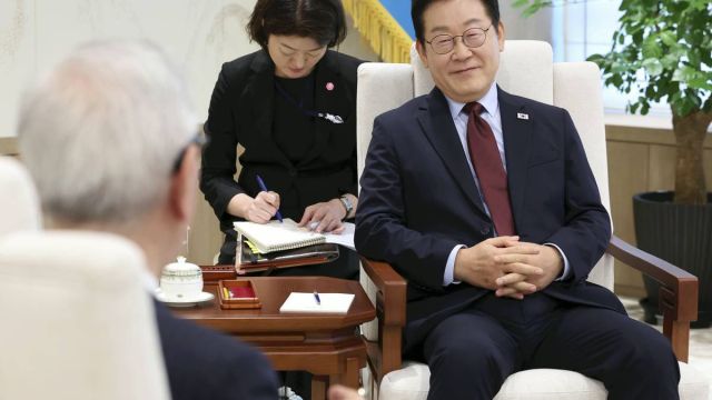 South-Korea-interview-with-Yomi.jpg