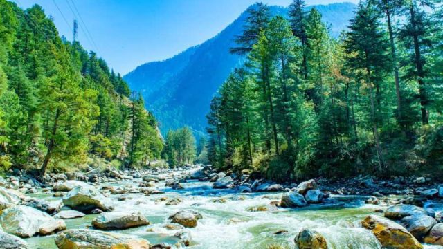 Tourism-bounces-back-in-Himachal-Pradesh-1.jpg