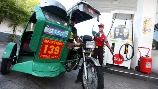 Tricycle-in-gas-station-620x413-1.webp