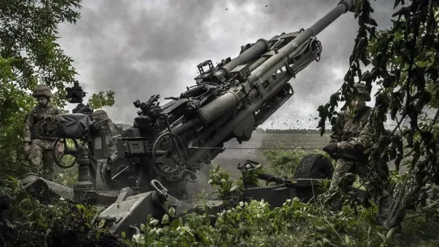UKRAINEUSARTILLERY1.webp