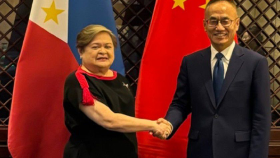 Undersecretary-Ma.-Theresa-P.-Lazaro-Chinese-Vice-Foreign-Minister-Chen-Xiaodong.png