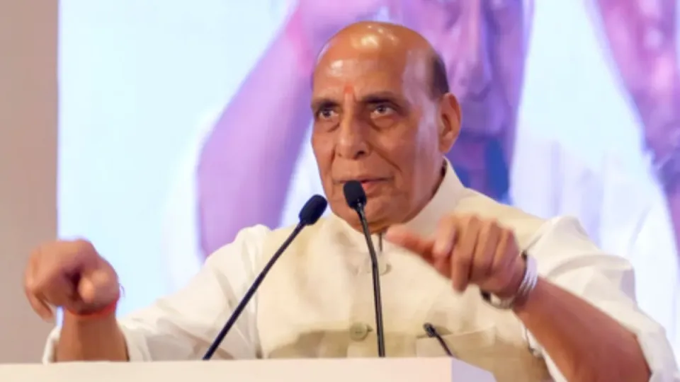 Indian Defence Minister hints at Kashmir’s ‘future integration,’ urges vigilance in information warfare