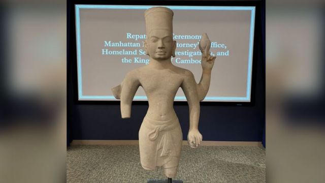 a-standing-statue-of-vishnus-narayana-form-that-will-be-sent-back-to-cambodia.-hsi-new-york.jpg