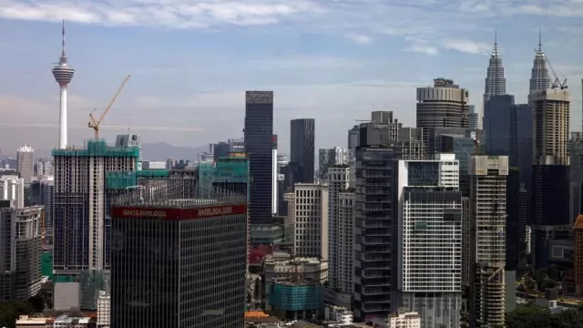 ads-kl-051022.webp