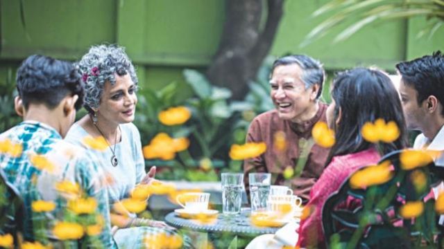 arundhati_roy_5.jpg