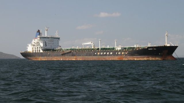 cargo-ship-4320463_960_720.jpg
