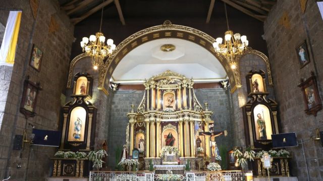 church-inside-2048x1365-1.jpg