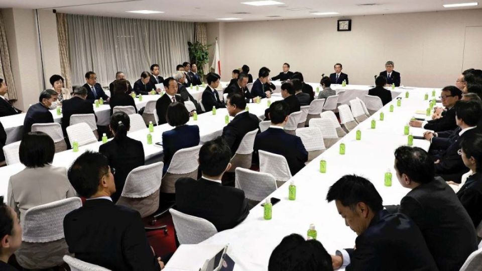 eiji-abe-faction-11038239.jpg