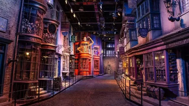 experience-sets-diagon-alley_1.webp