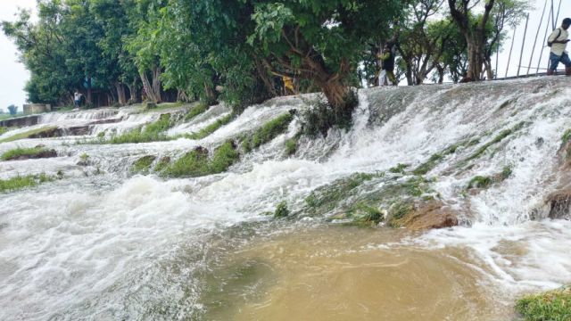 flash-flood1.jpeg