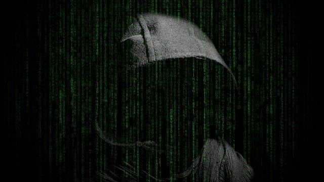 hacker-3480124_640.jpg