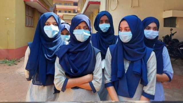 hijab-1077065-1643730085-2.jpeg
