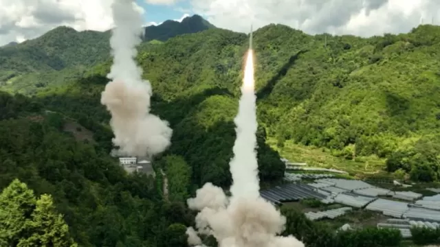 hzmissile210822.webp