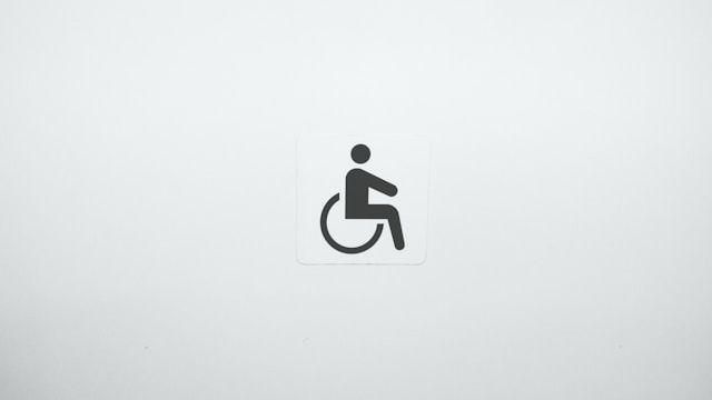 julius-carmine-01Ji9GRErak-unsplash.jpg