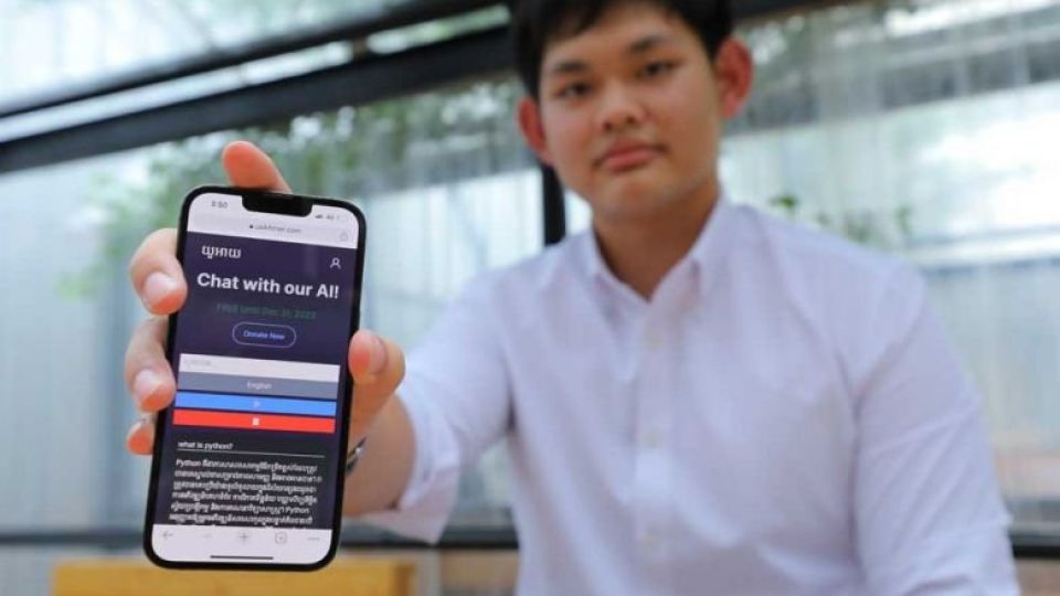 pang_voreh_uddom_shows_off_the_chatgpt-like_uai_ai_khmer_search_engine_which_he_developed_as_an_app_and_website._hong_menea.jpg