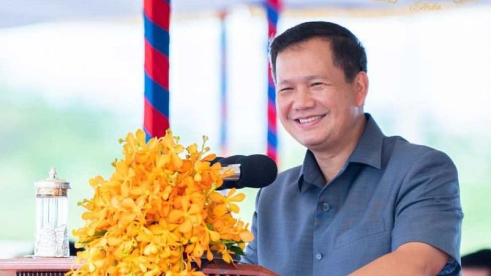 prime_minister_hun_manet_addresses_factory_workers_in_kandal_provinces_takhmao_town_in_september._stpm.jpg