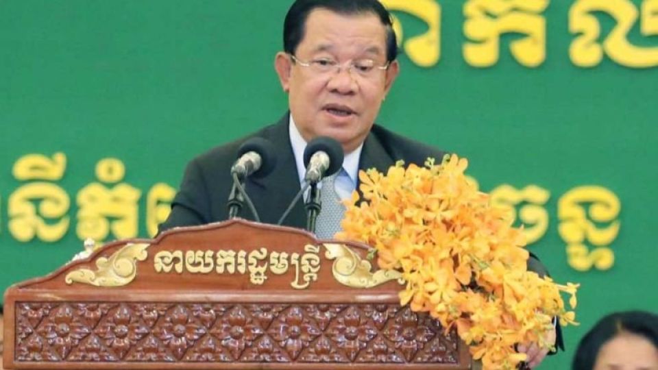 prime_minister_hun_sen_addresses_the_graduation_ceremony_on_june_5._spm.jpg