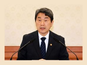 Education minister becomes third acting president of S. Korea in five months